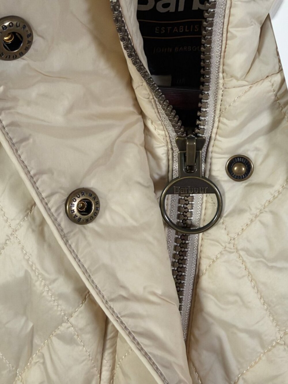 Barbour Jacket Womens US 10 Pearl Stone Flyweight Cavalry Quilted Full Zip $200 - Picture 4 of 11
